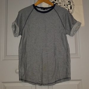 Thick Gray Drop-cut Tee